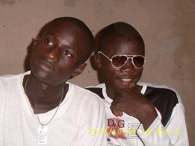 moi et mon ami surnom&eacute; f b i